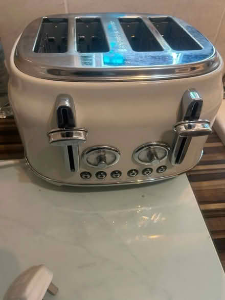Photo of free Cream toaster (Cold Harbour OX1) #1