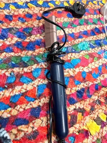 Photo of free hair straightener (NW9) #1