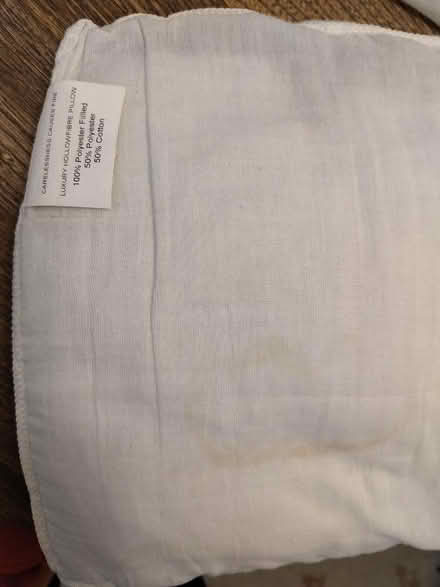 Photo of free V shaped pillow with 3 pillowcases (Lower Crumpsall M8) #2