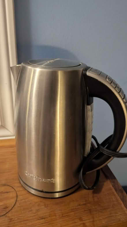 Photo of free Electric kettle Cuisinart (Vanier 32 Dunbarton court) #1