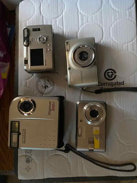 Photo of free Cameras (RG6) #3