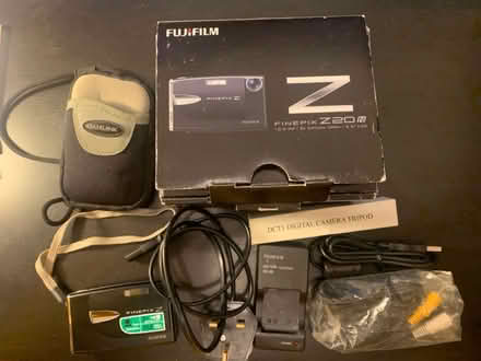 Photo of free Fuji Finepix Z20fd camera (DA3 New Ash Green) #1