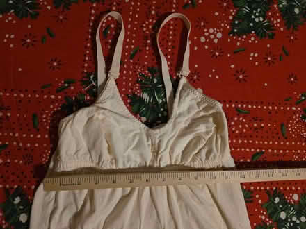 Photo of free Cream Slip (West 7th) #4