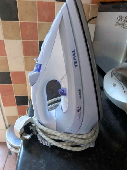 Photo of free tefal iron (BR5) #1