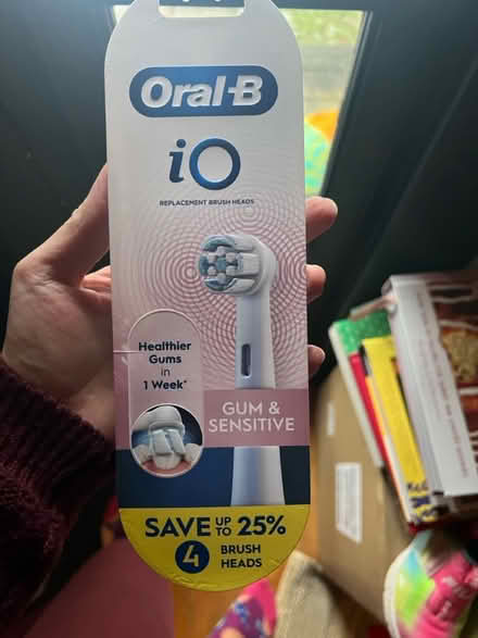 Photo of free Oral B replacement heads (26 and Dequindre) #1