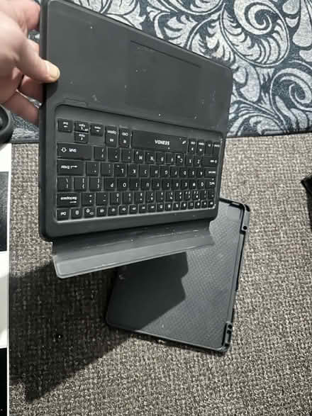Photo of free 13” tablet cover with keyboard (SW9 near Stockwell station) #2