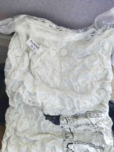 Photo of free 15 tog king size duvet (TN39 4JT) #1