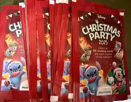Photo of free Disney Christmas Party Trading Cards. (Kings Furlong RG21) #1