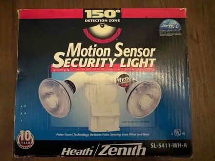 Photo of free Outdoors light (Terra Linda) #1