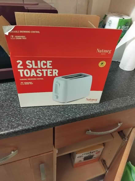 Photo of free White toaster (Lowedges. S8) #3