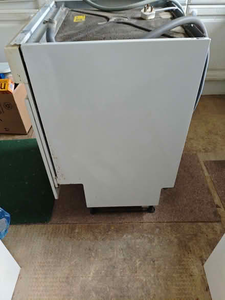 Photo of free Integrated dishwasher (Lewisham SE13) #3