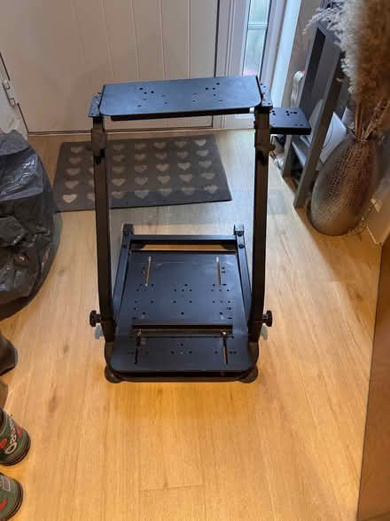 Photo of free Wheel stand (CR7) #1