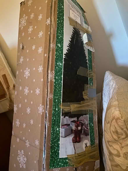Photo of free 7ft Christmas tree (Epsom common KT18) #1
