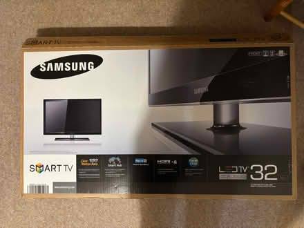 Photo of free 32 inch Samsung TV (Edwalton NG12) #2