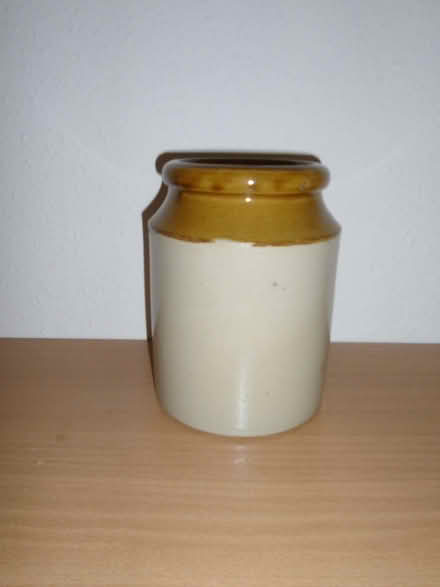 Photo of free Glazed stoneware/pottery jar (Lower Earley RG6) #1
