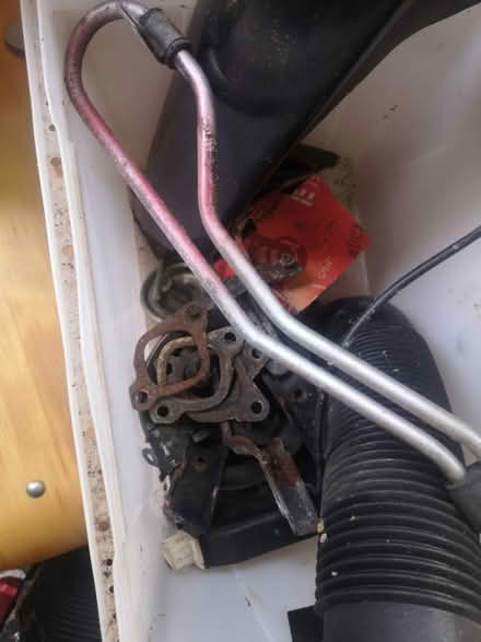 Photo of free Volvo 240 Car bits (West End Woking) #3