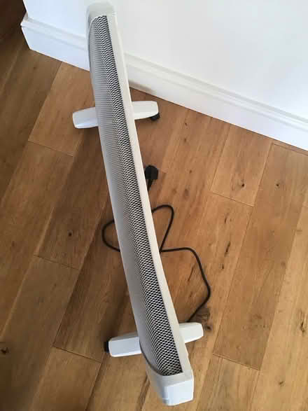 Photo of free Slimline electric convector heater (Great Wakering Essex SS3) #4
