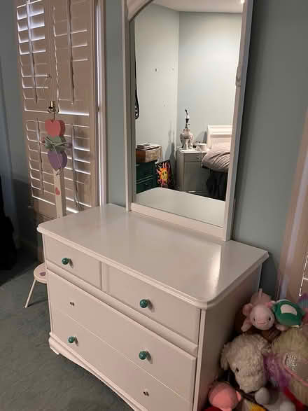 Photo of free White bedroom furniture (VIenna near Meadowlark Gardens) #2