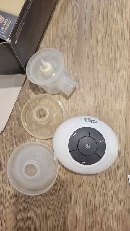 Photo of free Tommee Tippee Breast Pump (Streatham Common) #4