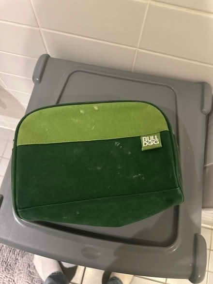 Photo of free Bulldog green wash bag (Liverpool L7) #1