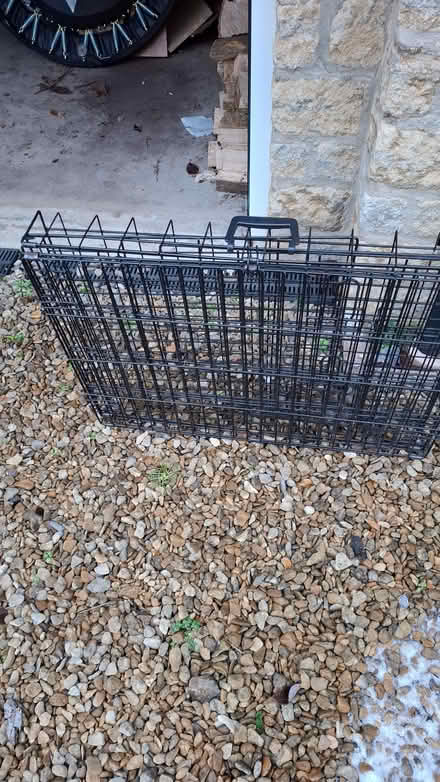 Photo of free Medium dog crate (Stroud GL5) #1