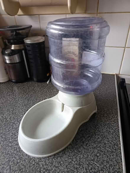 Photo of free Automatic refilling water bowl for animals (St Nicholas SG1) #1