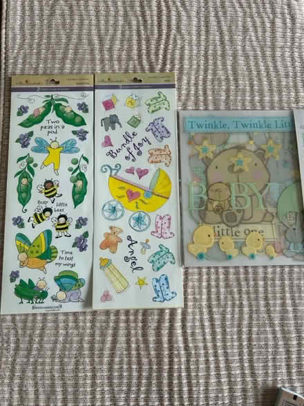 Photo of free Miscellaneous craft items (Woodridge) #3