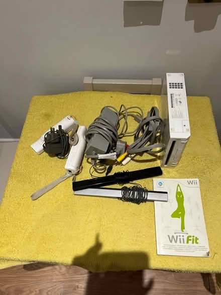 Photo of free Wii accessories (Morden SM4 6NG) #1