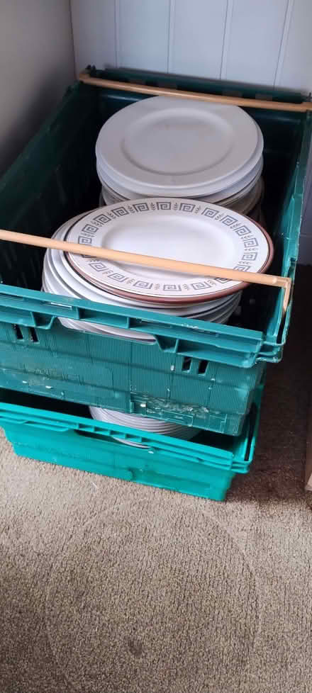 Photo of free Plates (Greatfield HU9) #1