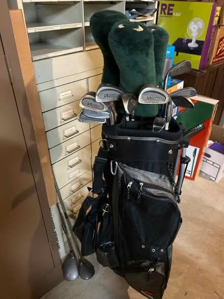 Photo of free Women’s Golf Clubs and bag (Damascus,MD) #3