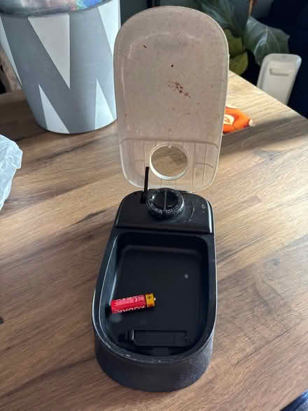 Photo of free Pet food timer (Harringay Green Lanes N4) #2