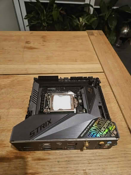 Photo of free ROG Z390-I motherboard & ssd (Wantage, OX12) #3
