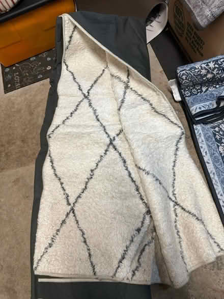 Photo of free Ruggable rugs - 2 8x10 & 1 runner (Lynnwood, Ash Way area) #2