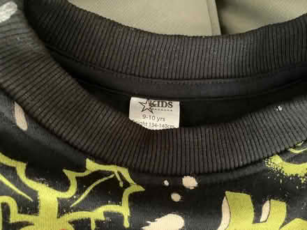 Photo of free Kids Christmas fleecy top (Stroud GL5) #2