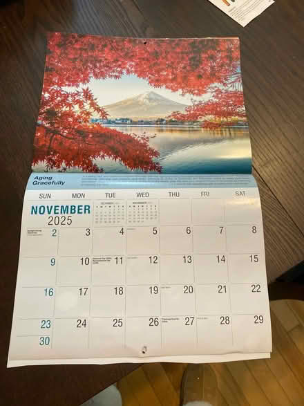 Photo of free 2025 calendar with gorgeous photos (Winston Churchill/collegeway) #1