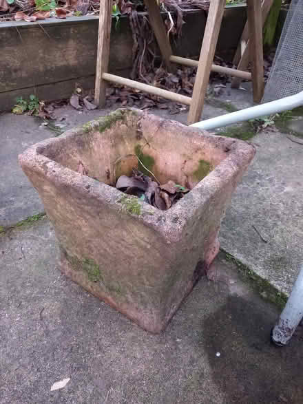 Photo of free Pair of stoneware(?) planters (Bare LA4) #1