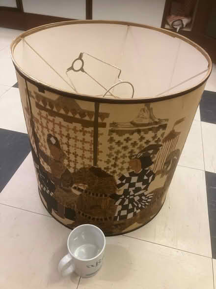 Photo of free Large lampshade (OX4 Temple Cowley Oxford) #1