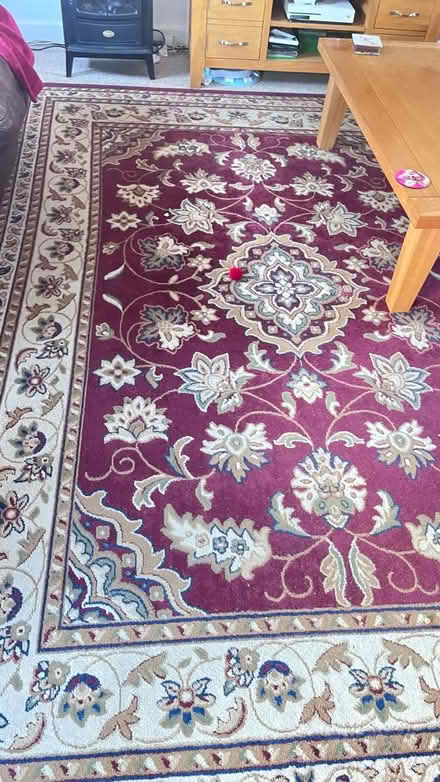 Photo of free 200x300cm Red Rug (IP4 Woodbridge Road) #1