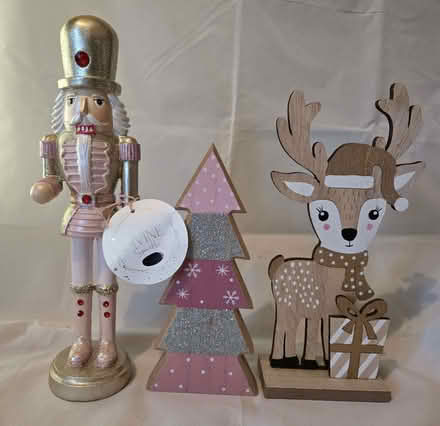 Photo of free Christmas Figurines (Bozeat NN29) #1