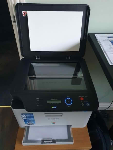 Photo of free C460W laser printer - spares/repair (DA2) #3