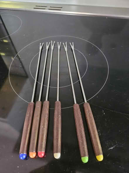 Photo of free fondue forks (Harlow CM19) #3