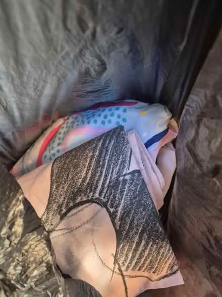 Photo of free Kids single bedding (girls) (SE15) #2