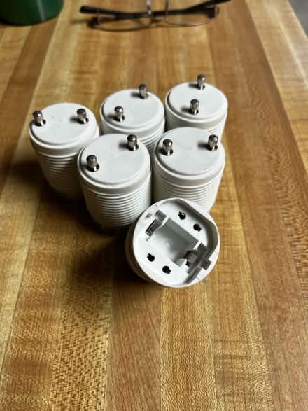 Photo of free GU24 light bases (Countryside) #2