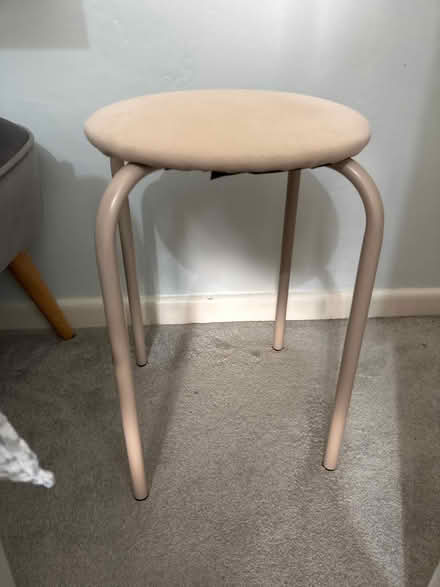Photo of free Small stool for dressing table (Sk87lp) #1