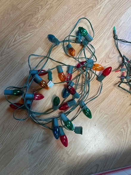 Photo of free Christmas decorations (Ponderosa Neighborhood) #2