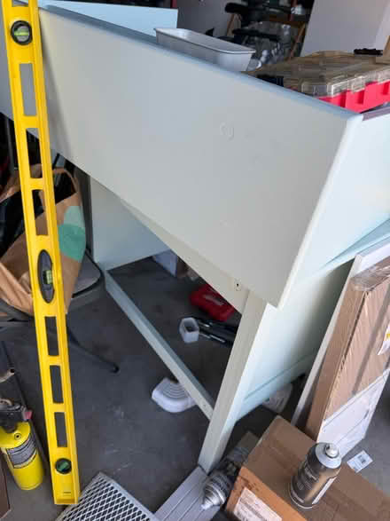 Photo of free table and hutch (San Jose) #2