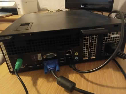 Photo of free Dell Desktop Computer (Olton B92) #2