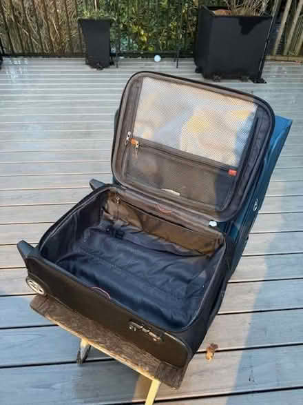 Photo of free Samsonite Luggage (West Byfleet KT15) #3