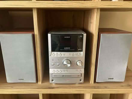 Photo of stereo system with cassette tape player (Erith DA17) #1