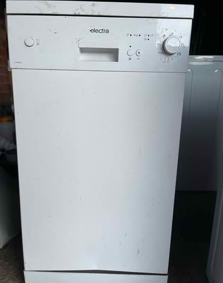 Photo of free Slim dishwasher (CB3) #1